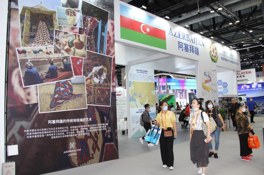 Azerbaijan joins int'l services expo in China [PHOTO]