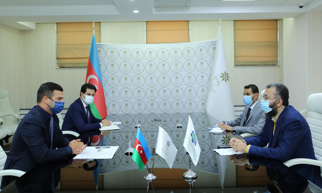Azerbaijani, Islamic business agency officials eye joint projects