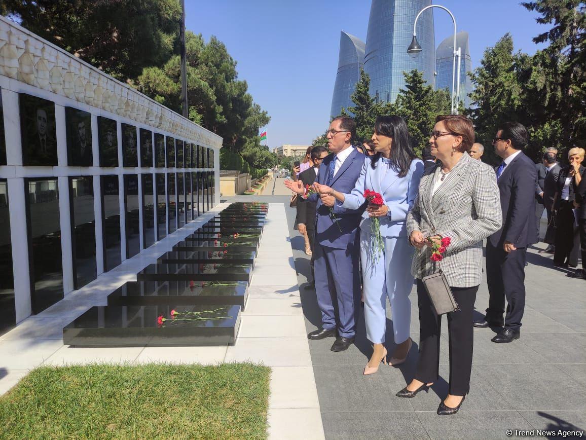 Int’l fact-finding mission to study Armenian vandalism in Azerbaijan - Gallery Image