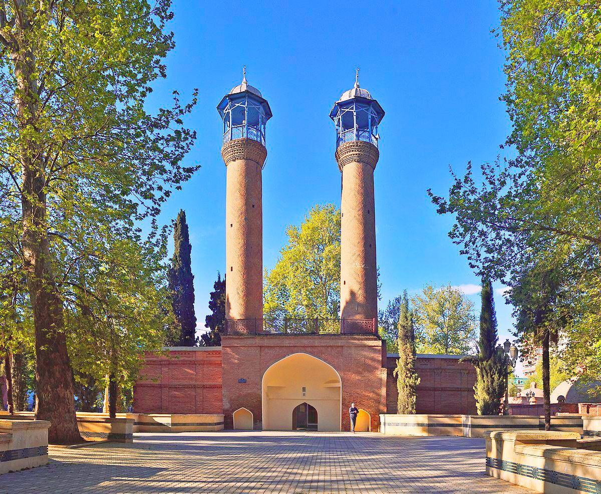 Islamic heritage: Shah Abbas Mosque [VIDEO]