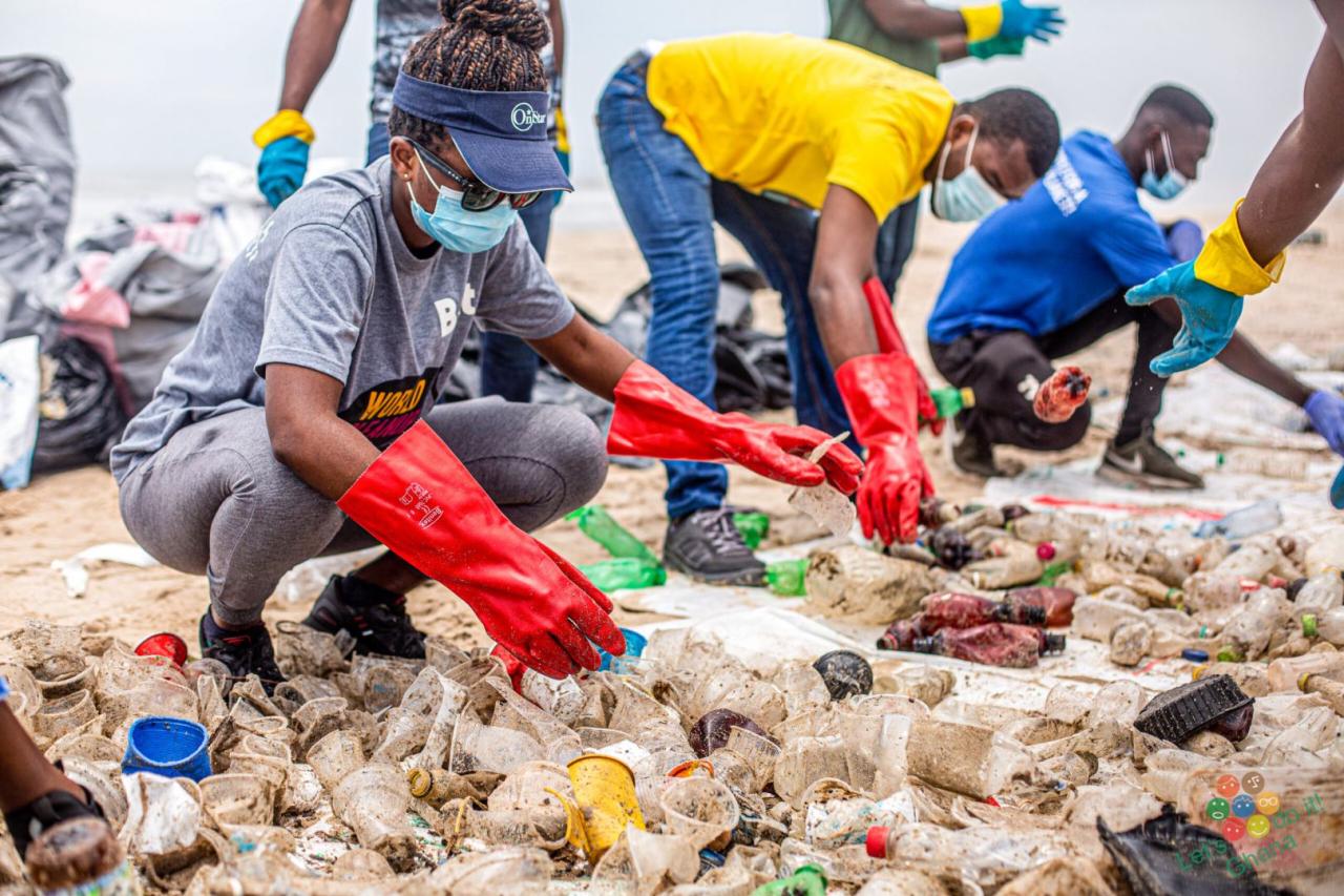 50 million volunteers in 180 countries take part in World Cleanup Day