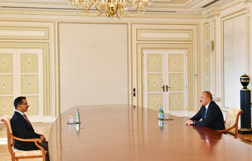 Azerbaijani president receives DP World CEO [UPDATE]