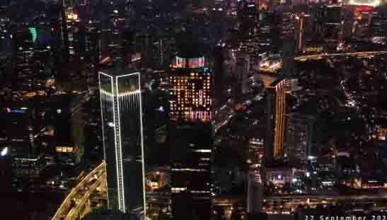 National flag of Azerbaijan illuminated on highest tower of Indonesia [VIDEO]