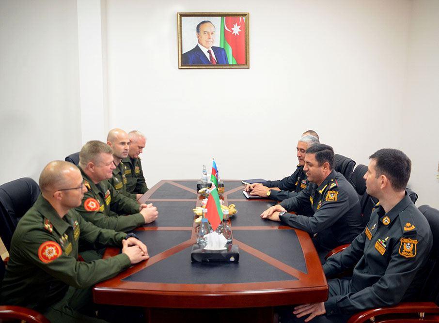 Azerbaijan, Belarus discuss military personnel [PHOTO]