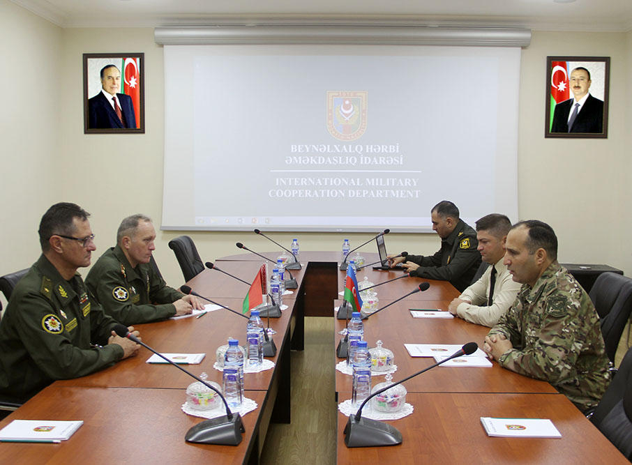 Azerbaijan, Belarus mull military cooperation