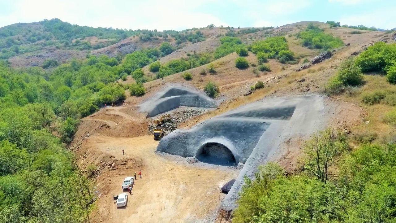 Excavation work ends on part of tunnel on Azerbaijan's Ahmadbayli-Fuzuli-Shusha road [PHOTO]
