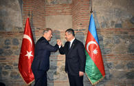 Azerbaijani, Turkish defence chiefs meet in Georgia