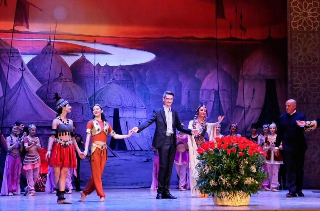 Opera and Ballet Theater opens its 113th season [PHOTO]