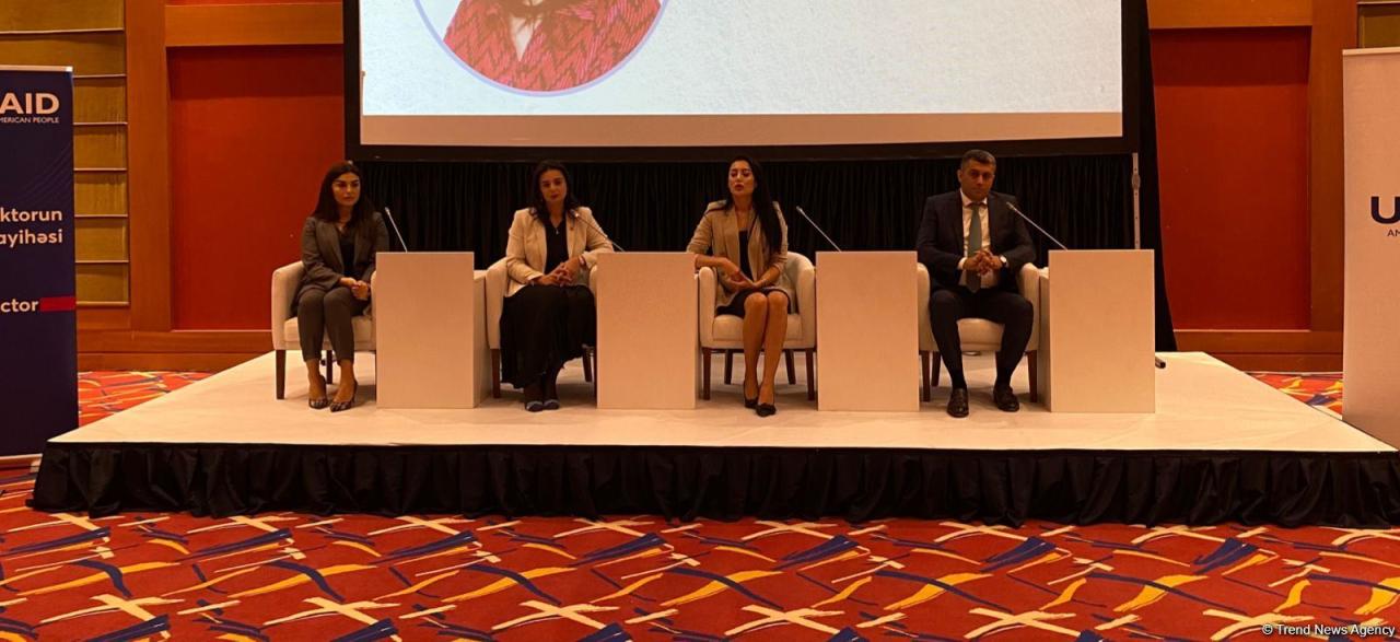 Azerbaijani agrarian agency talks female entrepreneurs provided with preferential loans