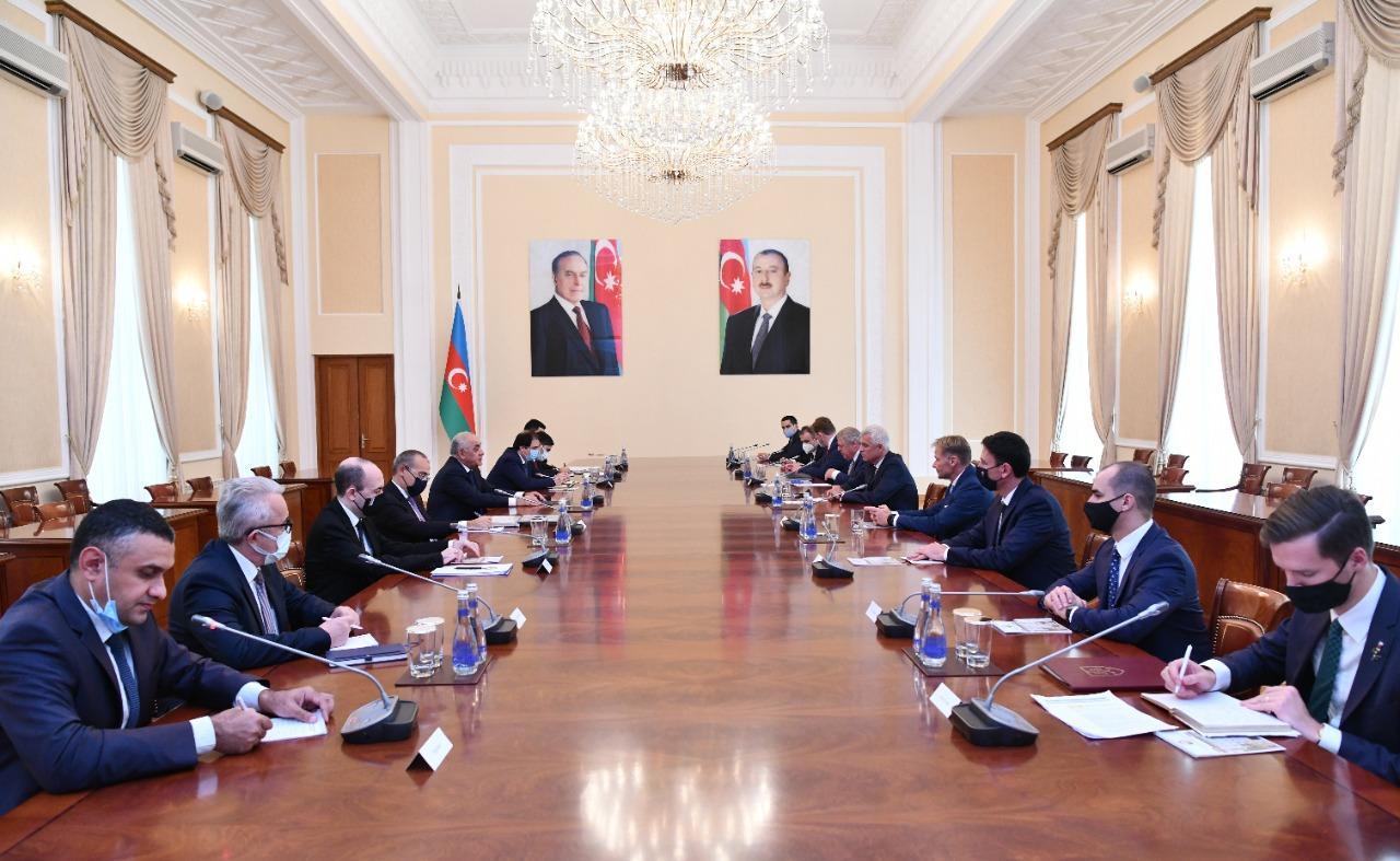 Azerbaijan, Slovakia ink accord on economic co-op [PHOTO]