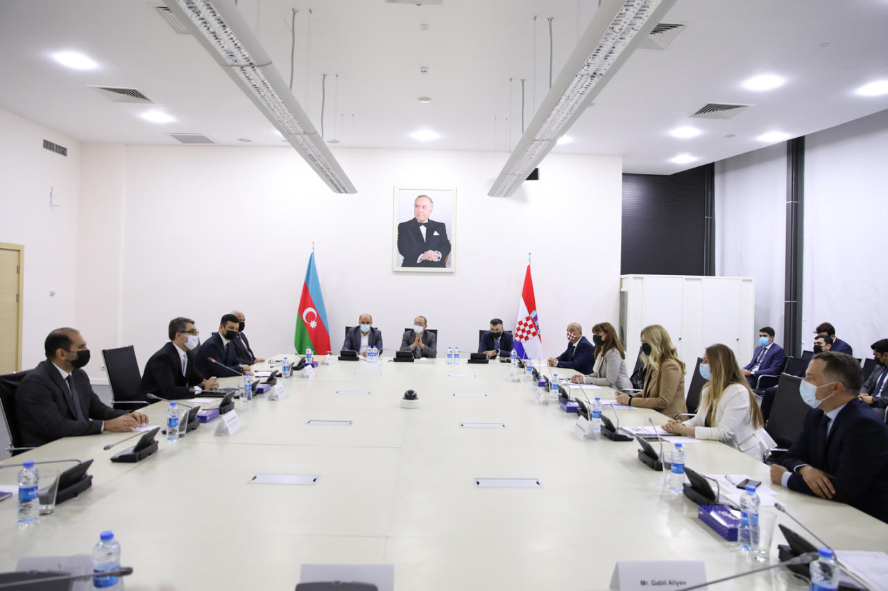 Baku hosts Azerbaijan-Croatia business forum [PHOTO]