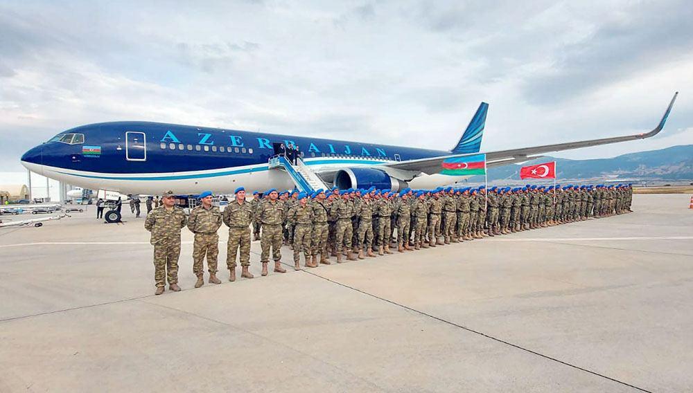 Azerbaijani servicemen returned to Motherland after completing Commando Courses