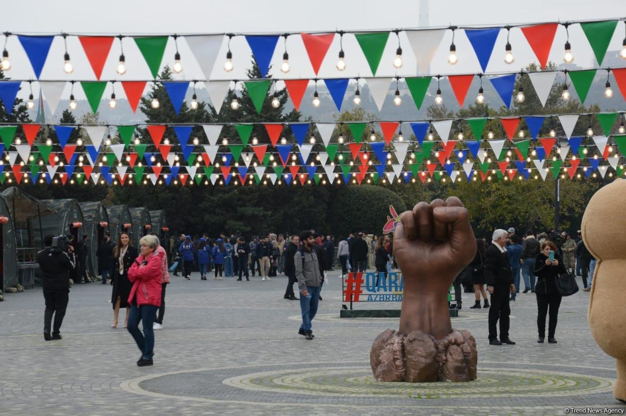 Charity fair "Victory" opens in Baku [PHOTO]