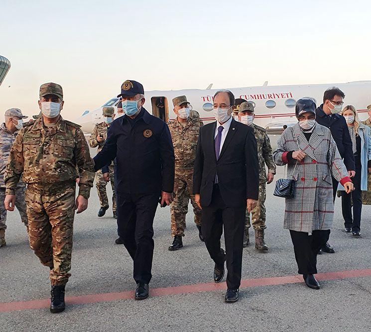 Turkish Minister of National Defense Hulusi Akar arrives in Baku [UPDATE]