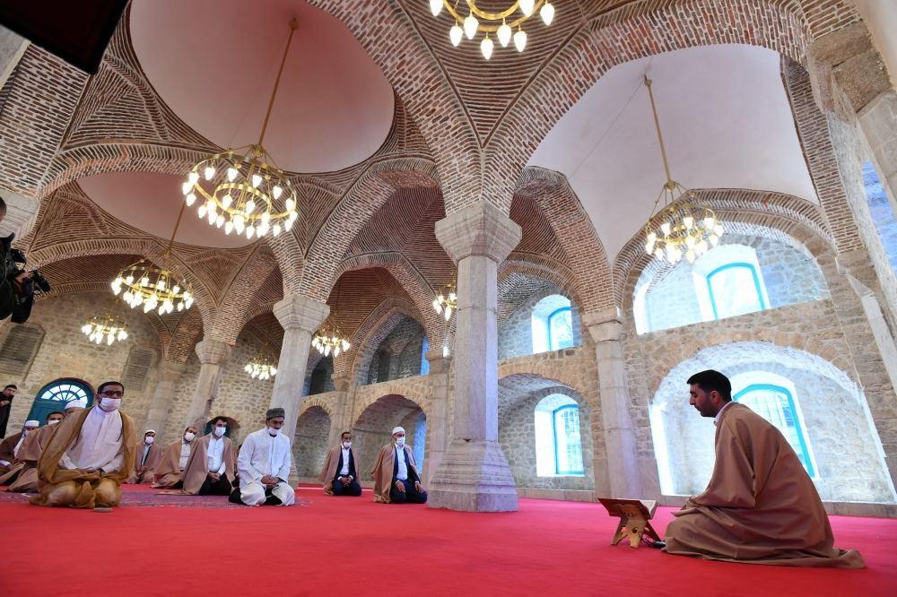 Thanksgiving prayer performed at Yukhari Govhar Agha mosque in Shusha [PHOTO] - Gallery Image