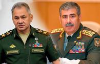 Azerbaijani, Russian defence chiefs mull situation on border with Armenia