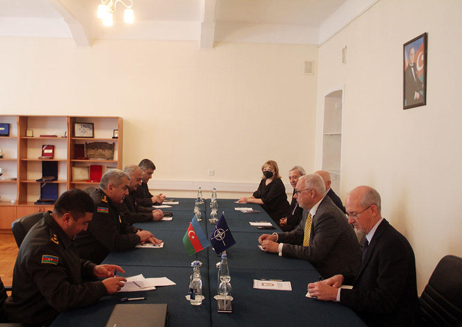 Azerbaijani, NATO experts eye military education [PHOTO]