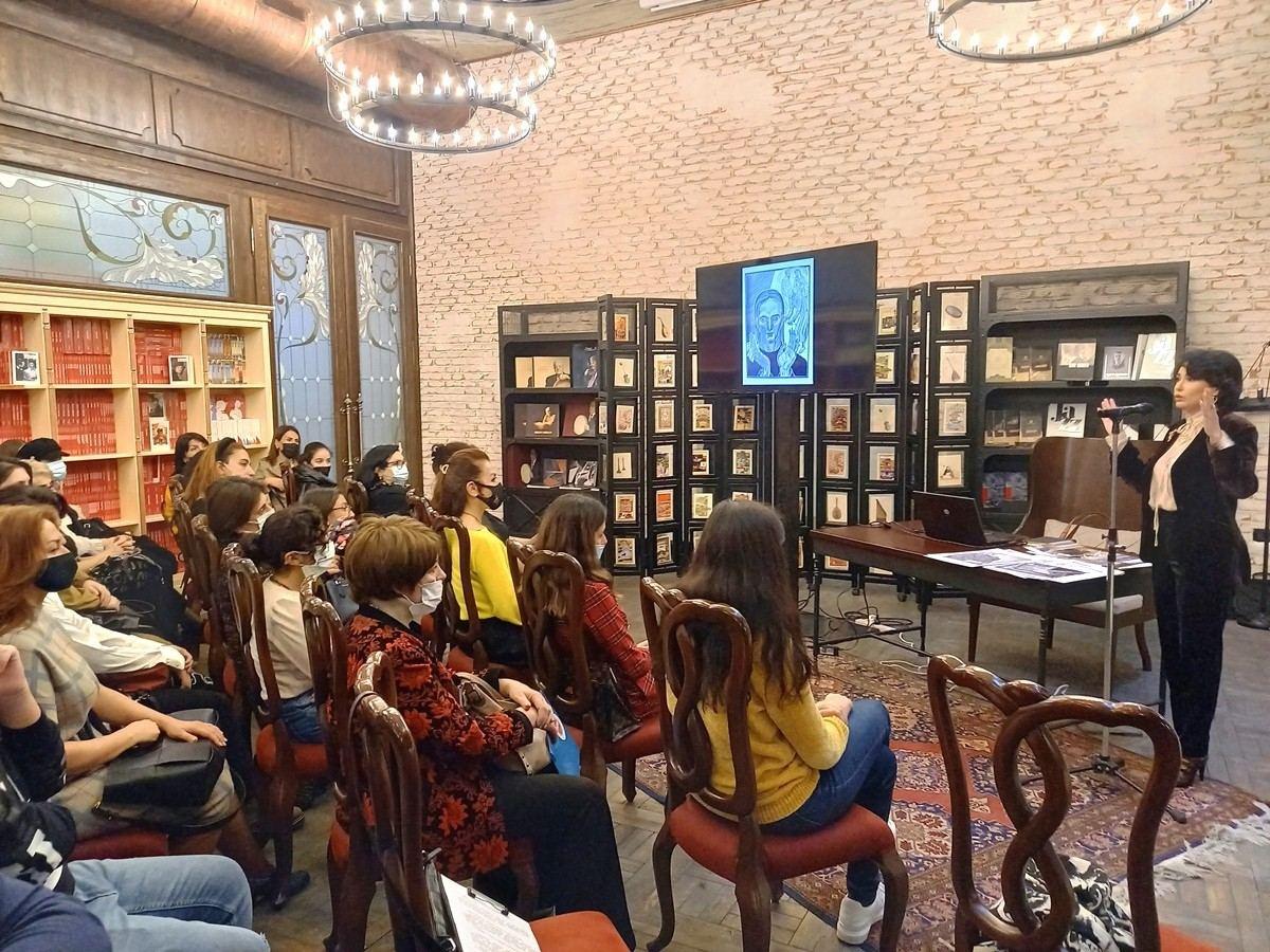 Baku celebrates bicentenary of Russian novelist [PHOTO]