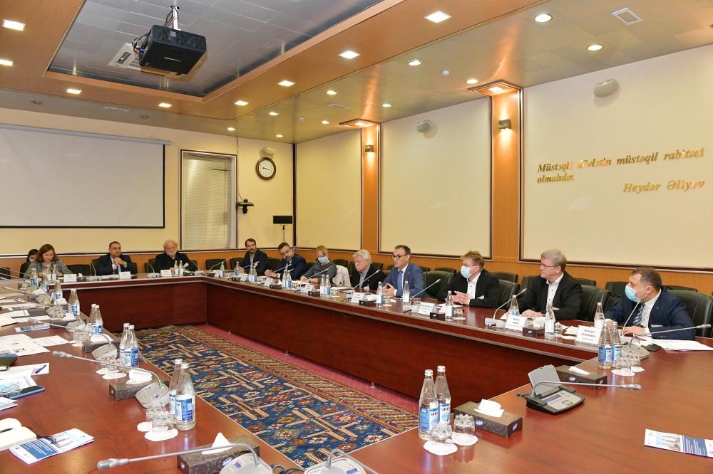 Baku, Berlin eye new areas for business co-op [PHOTO]