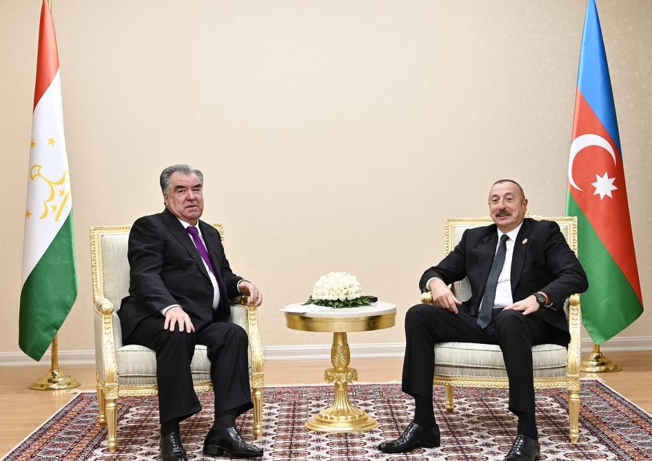 President Aliyev holds meeting with Tajik President [UPDATE]