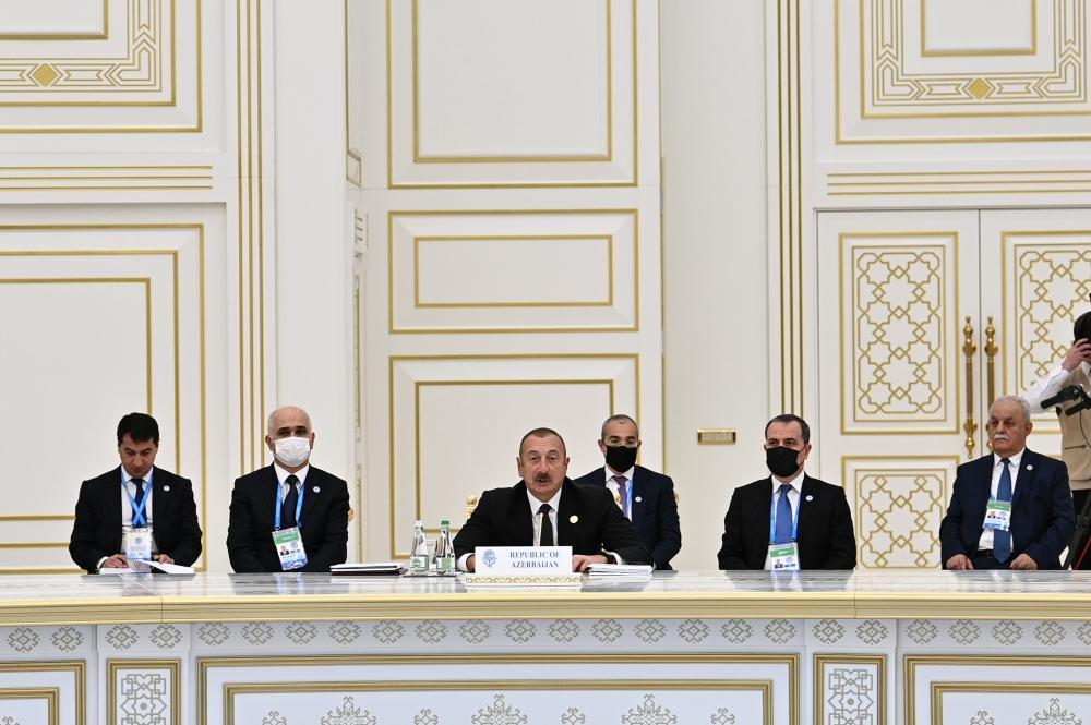 Aliyev invites ECO members to benefit from Zangazur corridor [UPDATE] - Gallery Image