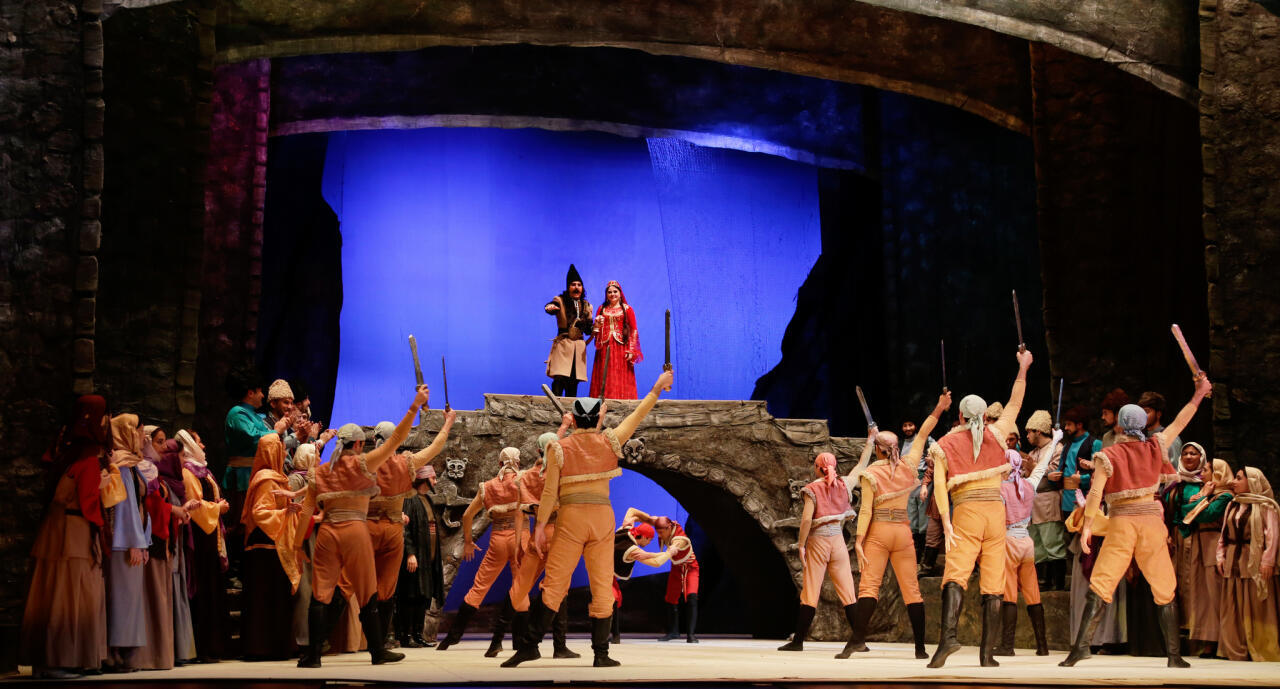Epic of Koroghlu stuns opera lovers [PHOTO/VIDEO]