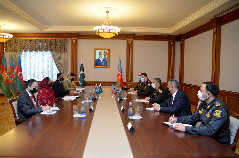 Azerbaijan, Pakistan mull prospects of military partnership [PHOTO]