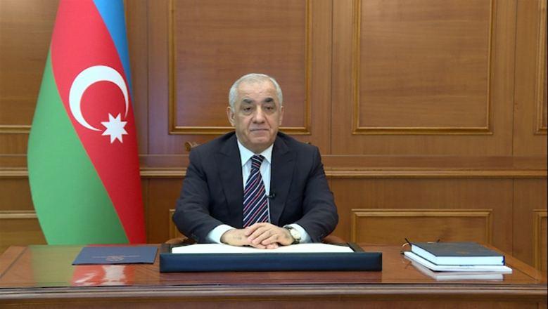 Azerbaijani PM talks on measures to curb price increase