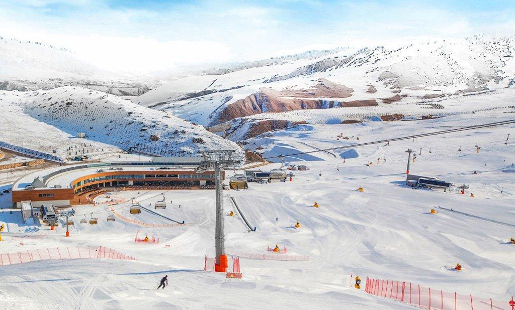 Mountain resorts get ready for winter holidays [PHOTO]