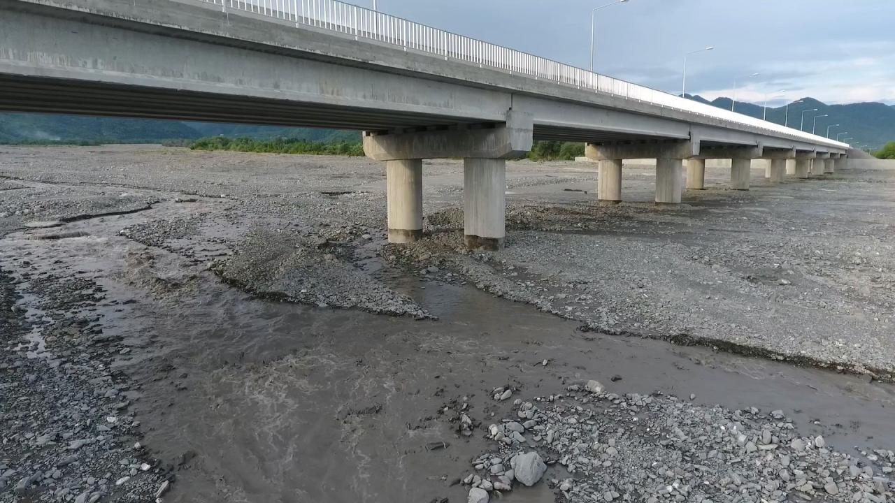 Construction of new bridge between Azerbaijan, Iran to begin soon