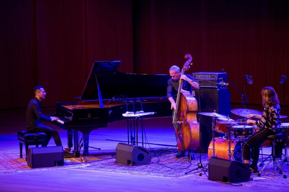 Renowned jazz trio conquers audience [PHOTO/VIDEO]