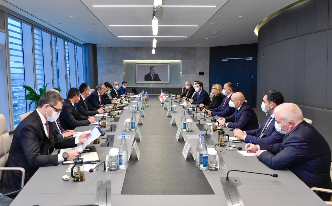 Baku, Tbilisi eye trade, mutual investment expansion [PHOTO]