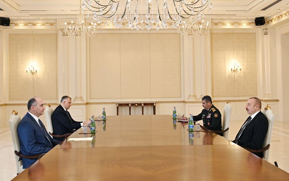 Ilham Aliyev receives Georgian defense minister [VIDEO]