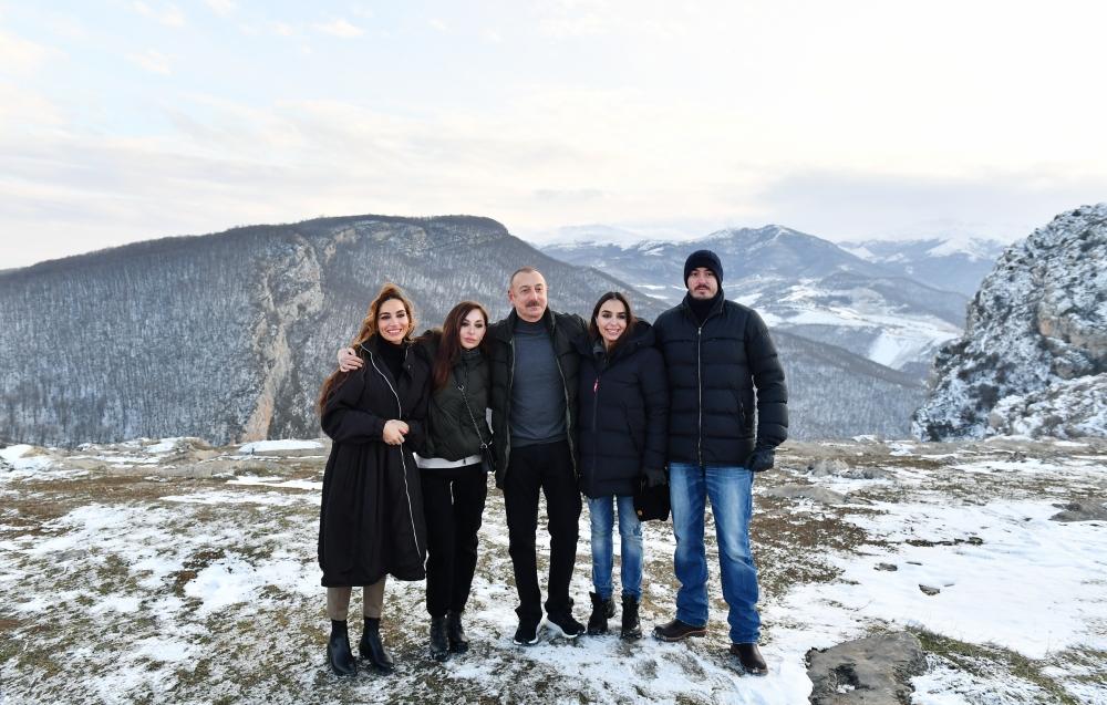 President Ilham Aliyev, First Lady Mehriban Aliyeva and family members visit Shusha [PHOTO/VIDEO]