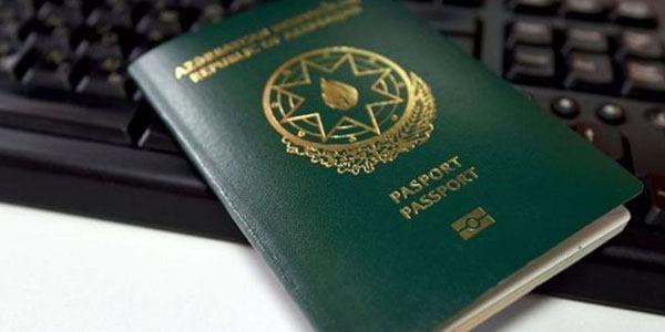 Over 300 foreigners, stateless people acquire Azerbaijani citizenship