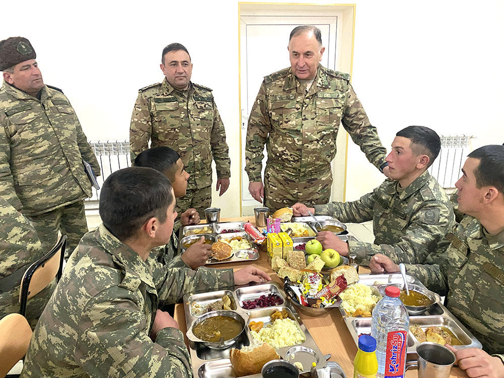 Deputy defence chiefs visit military units in liberated lands [PHOTO] - Gallery Image