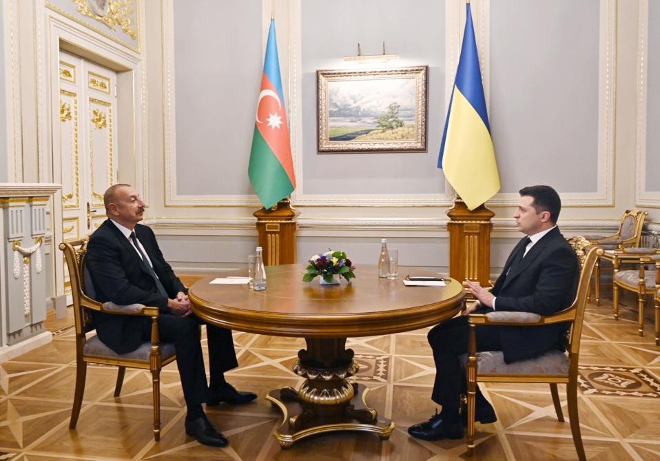 Azerbaijani, Ukrainian Presidents hold one-on-one meeting [PHOTO/VIDEO]