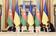 Azerbaijan, Ukraine sign bilateral documents [UPDATE]