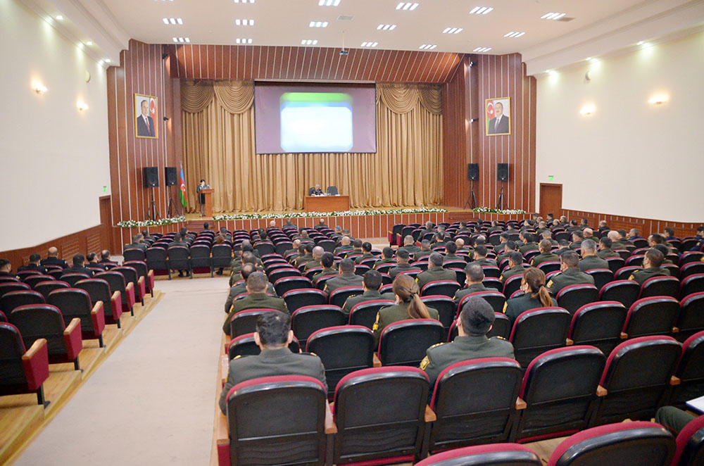 Military staff in charge of human resources receive training [PHOTO]