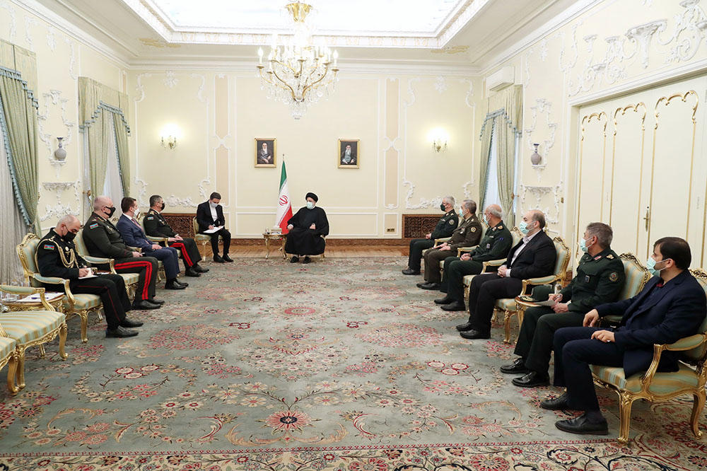 Azerbaijani defence chief received by Iranian president [PHOTO] - Gallery Image
