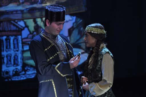 Famous comedy staged in Baku [PHOTO/VIDEO] - Gallery Image