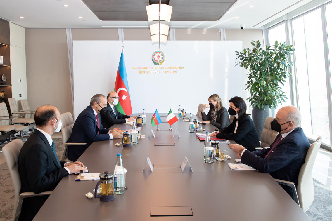 Azerbaijan eye economic co-op with Italy, Hungary