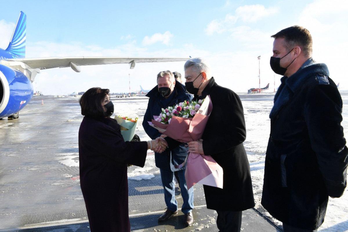 Speaker of Azerbaijani parliament arrives on official visit to Lithuania