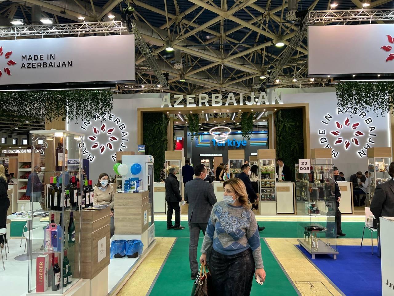 Azerbaijan joins int'l expo in Russia [PHOTO]