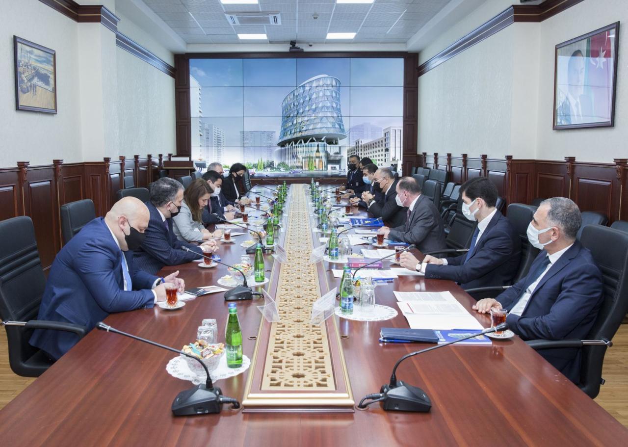 Prospects for ties between Azerbaijan Customs Committee and AmCham discussed [PHOTO] - Gallery Image