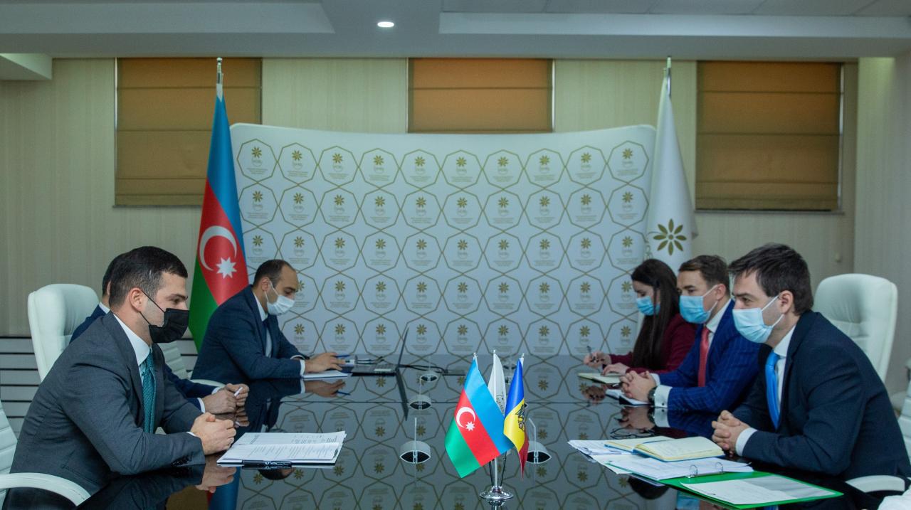 Azerbaijan, Moldova eye SMBs cooperation [PHOTO]