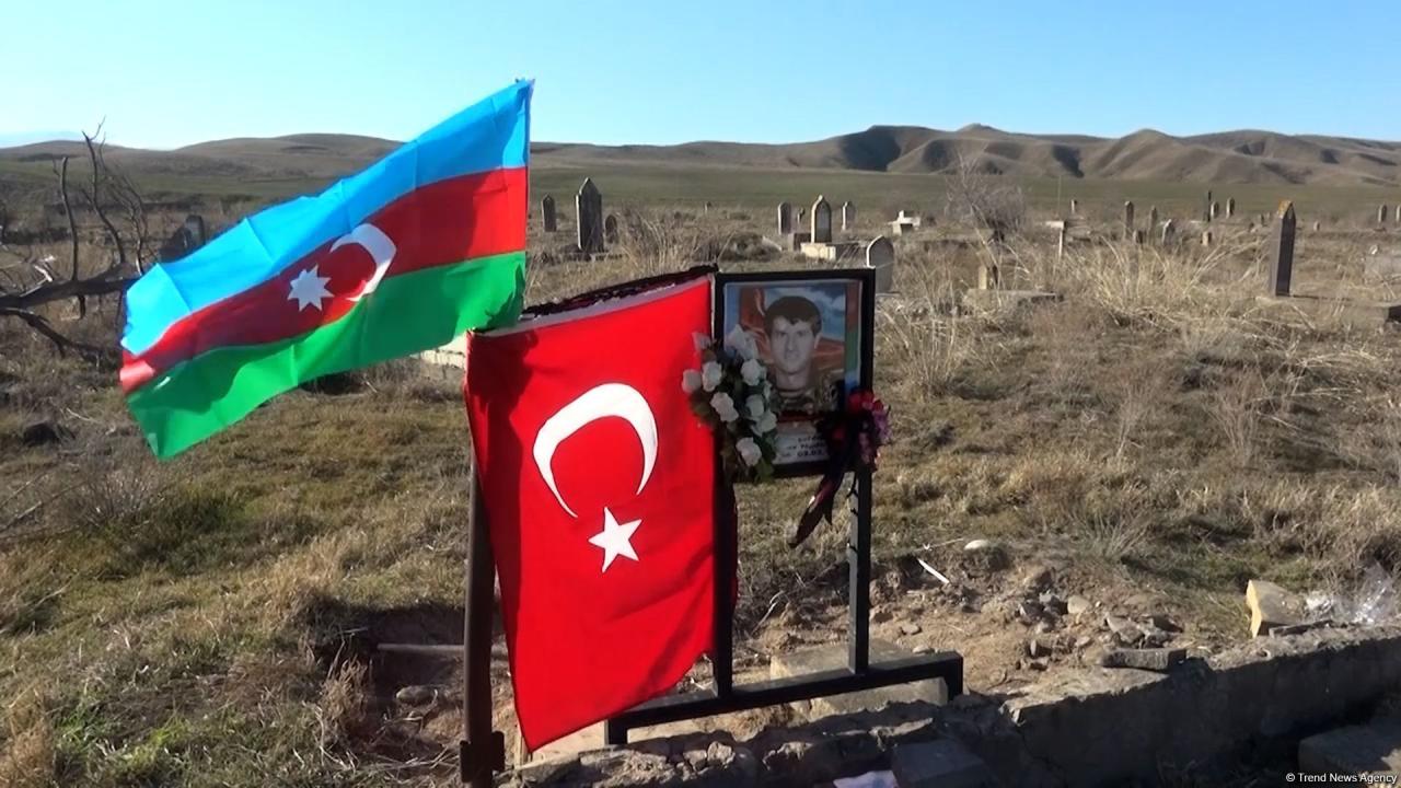 Thankful to President Ilham Aliyev for opportunity to experience this incomparable feeling - martyr's daughter visiting her father's grave in Azerbaijan's Zangilan [PHOTO/VIDEO]