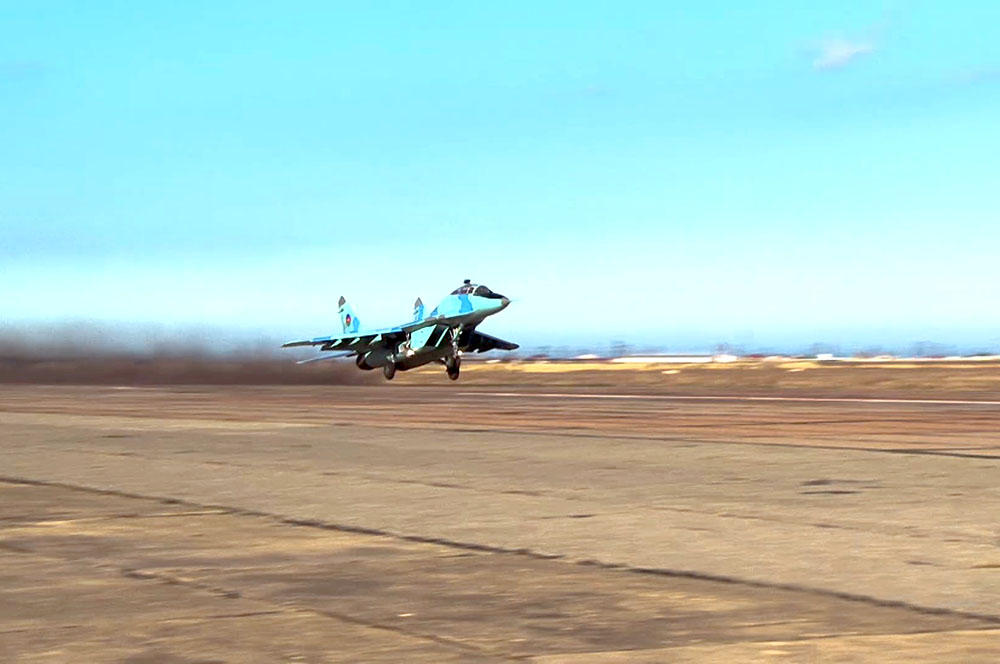 Azerbaijani Air Force conducts drills [VIDEO]