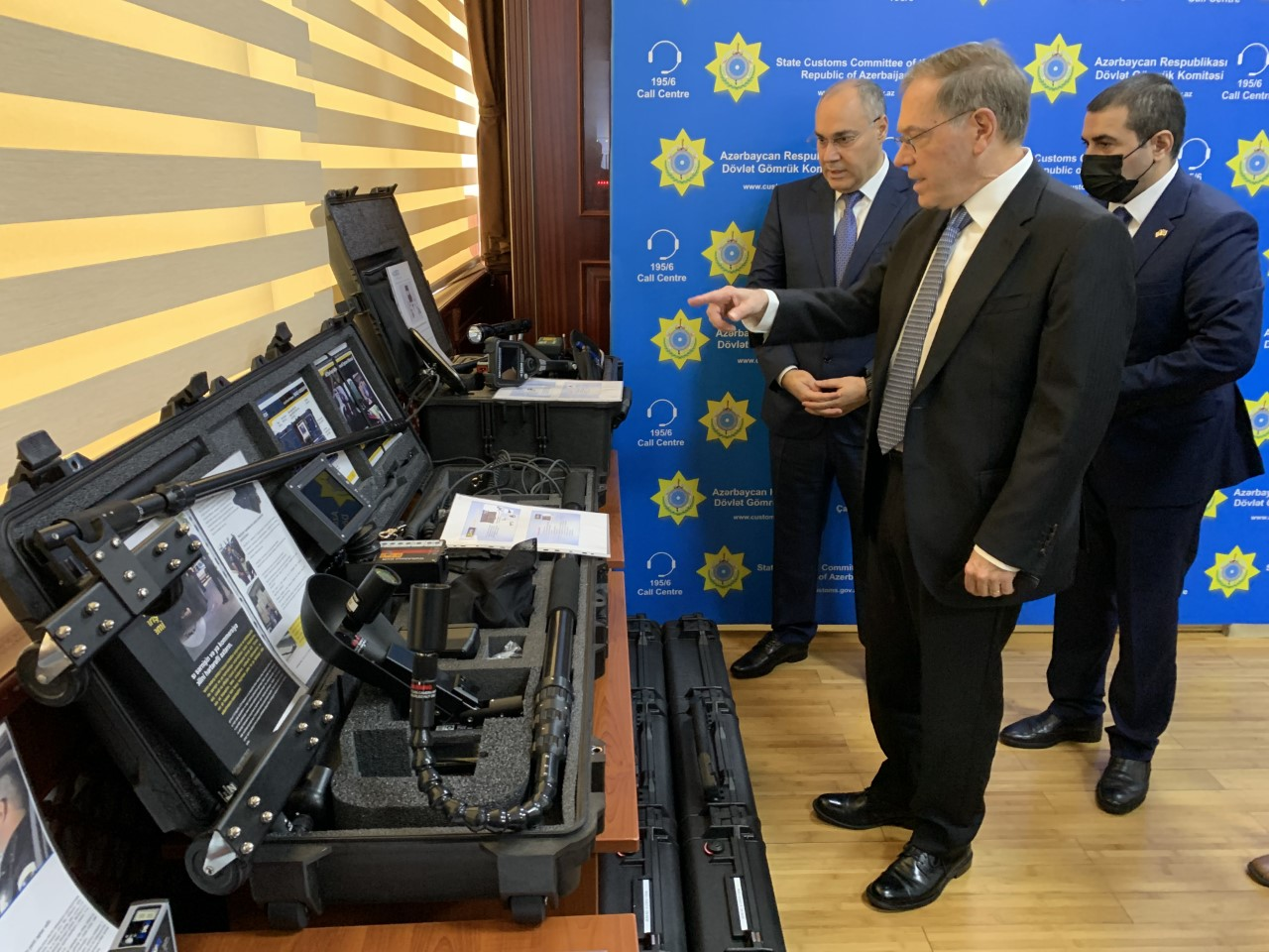 U.S. donates mobile detection equipment to Azerbaijan [PHOTO]