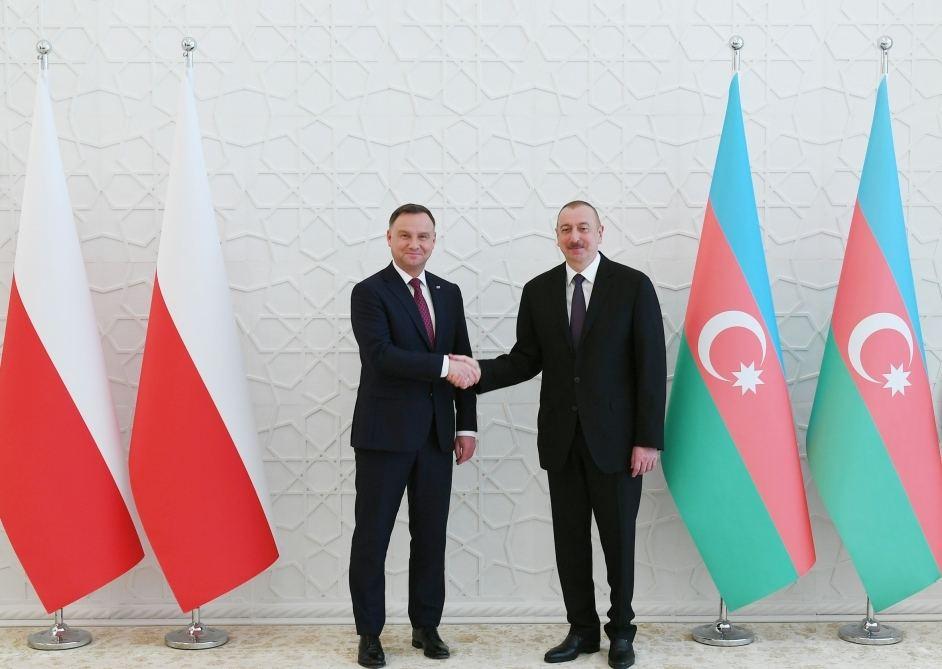 Azerbaijan, Polish leaders mull ties, Europe security, Ukraine